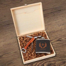 画像をギャラリービューアに読み込む, Personalized Dunbar Groomsmen Flask Gift Box Set | JDS