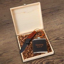 Cargar imagen en el visor de la galería, Personalized Stirling Groomsmen Flask Gift Box Set | JDS
