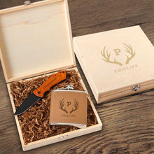 画像をギャラリービューアに読み込む, Personalized Hamilton Groomsmen Flask Gift Box Set | JDS