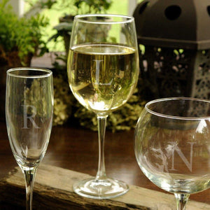 Personalized Wine Glasses - White Wine - Glass - Wedding Gifts - 19 oz. | JDS